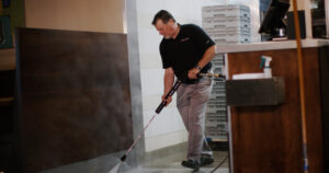 The importance of commercial kitchen cleaning in your restaurant or hotel