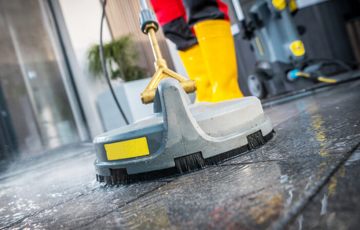 Power Water Pressure Washer Concrete Surface Cleaner Attachment. Cleaning Residential Concrete Bricks Patio.