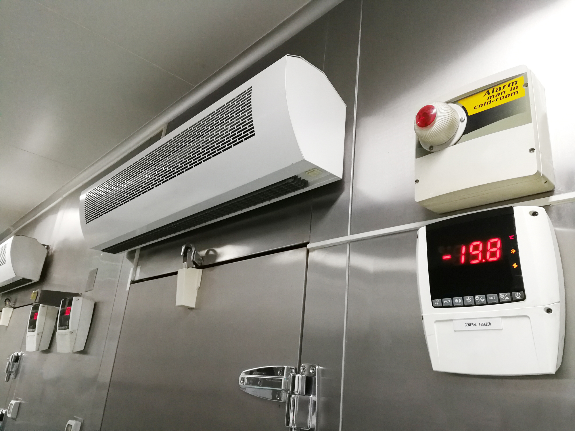 how-to-monitor-freezer-temperature-remotely-enviro-master